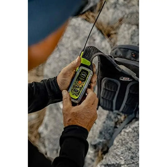 ResQLink 400 SOS Locator Beacon GPS Global Coverage