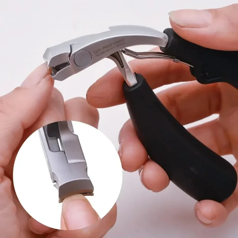 Curved Nail Clippers With Large Opening For Thick Toenails